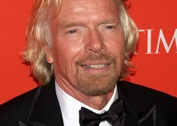 How Richard Branson Followed Instinct Over Experience